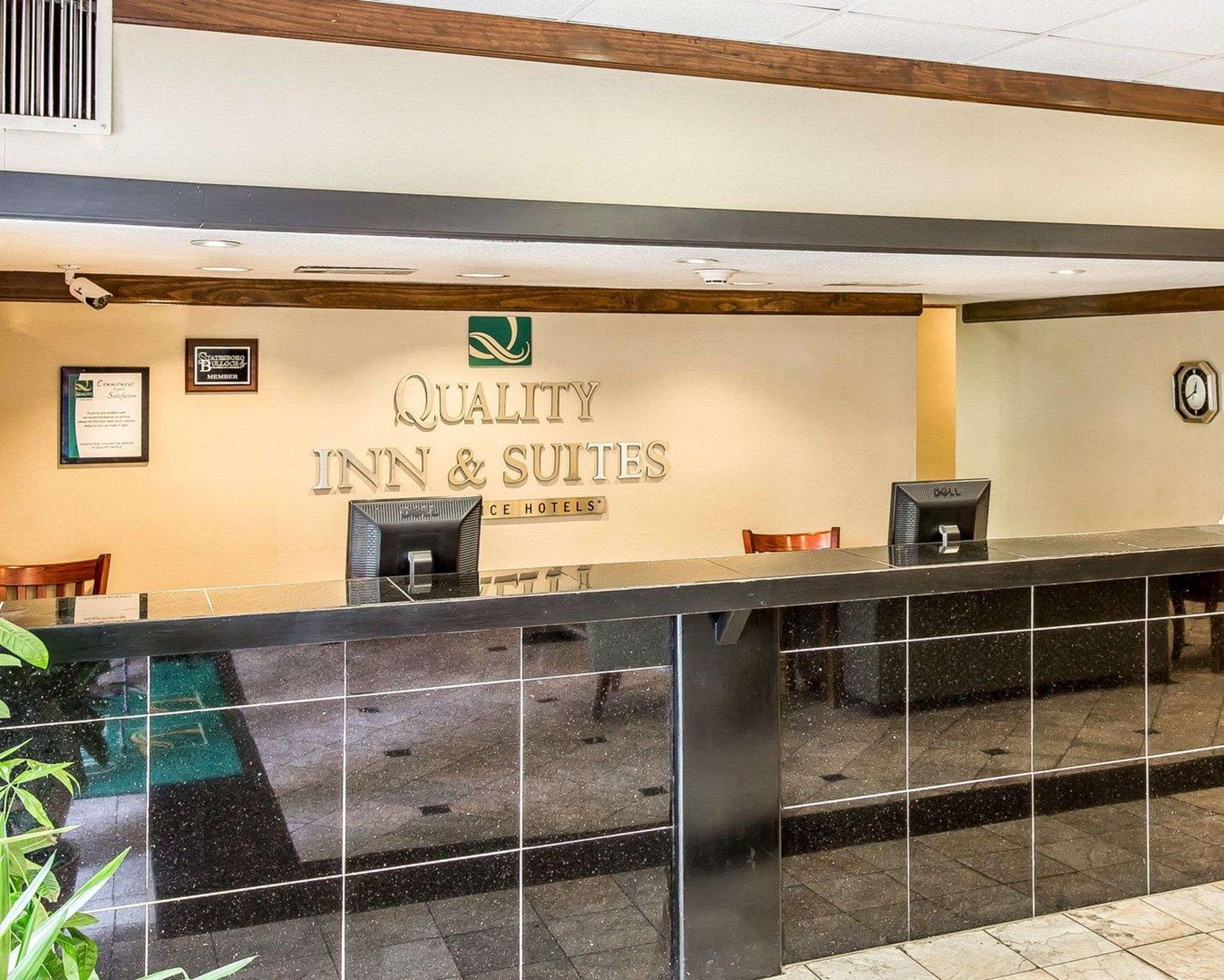 Quality Inn & Suites Conference Center Statesboro Historic District Esterno foto